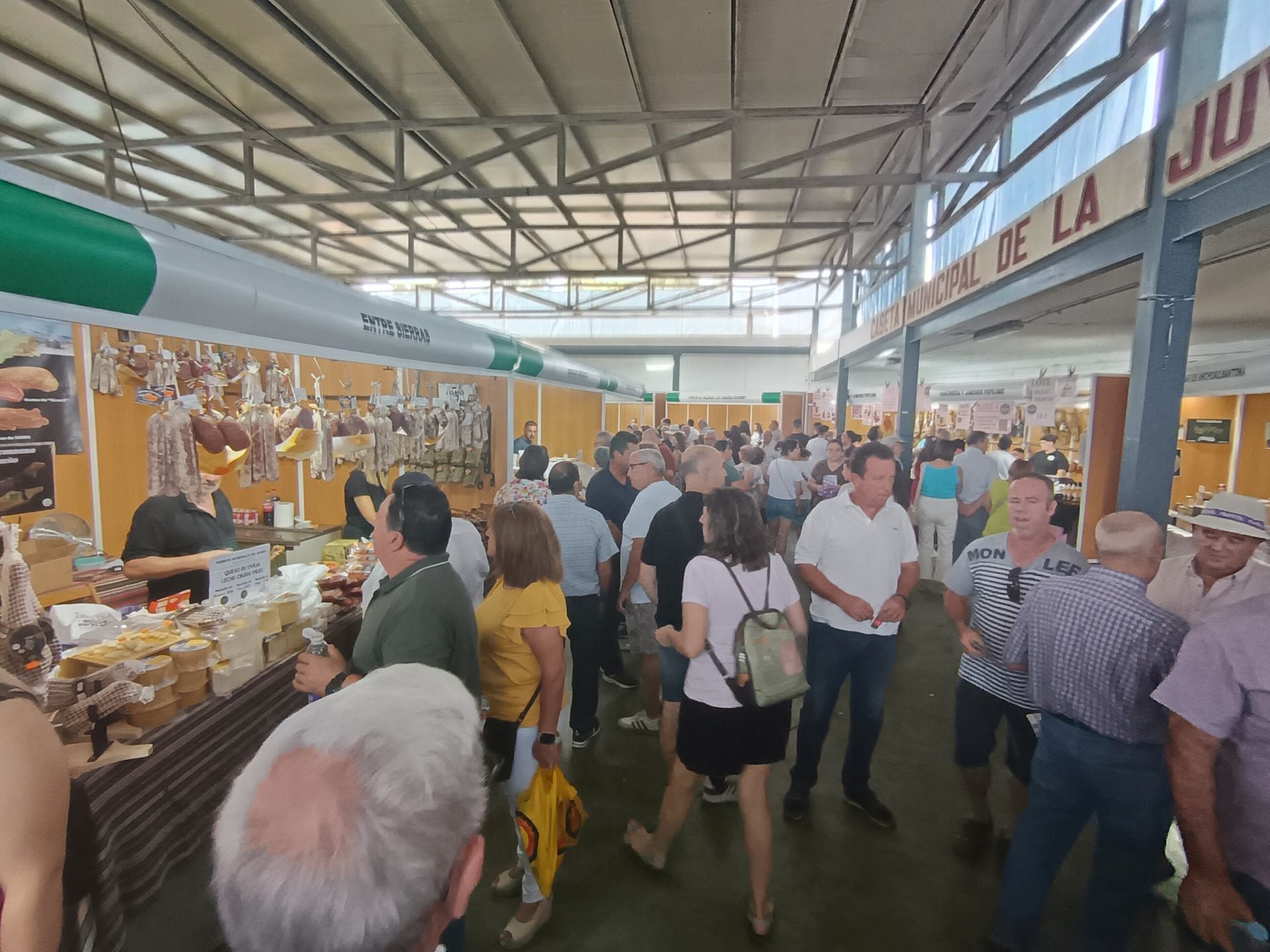 La intensa jornada en la feria de Agropriego, en imágenes