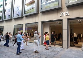 La pregunta del millón en el centro comercial de Jesús y María tras la apertura de Zara: ¿Quién ocupará sus 2.000 metros libres?