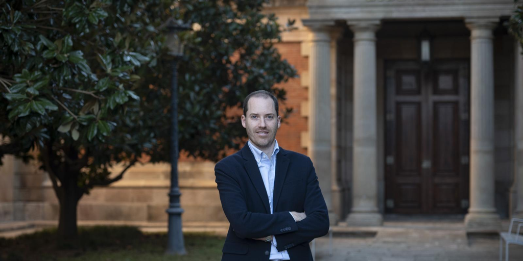 Juan Fernández, portavoz del PP en el Parlament: «El Constitucional es el aliado de la corrupción política del Gobierno»