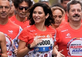 Ayuso peleará por unos Juegos Olímpicos en Madrid, pero cree que las manifestaciones de La Vuelta «han ayudado poco»