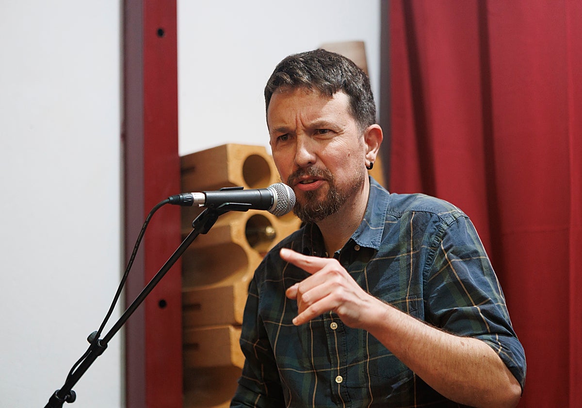 Pablo Iglesias en la presentación de uno de sus libros, en la taberna Garibaldi