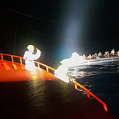 Rescatados más de 100 inmigrantes en dos embarcaciones en aguas cercanas a Lanzarote