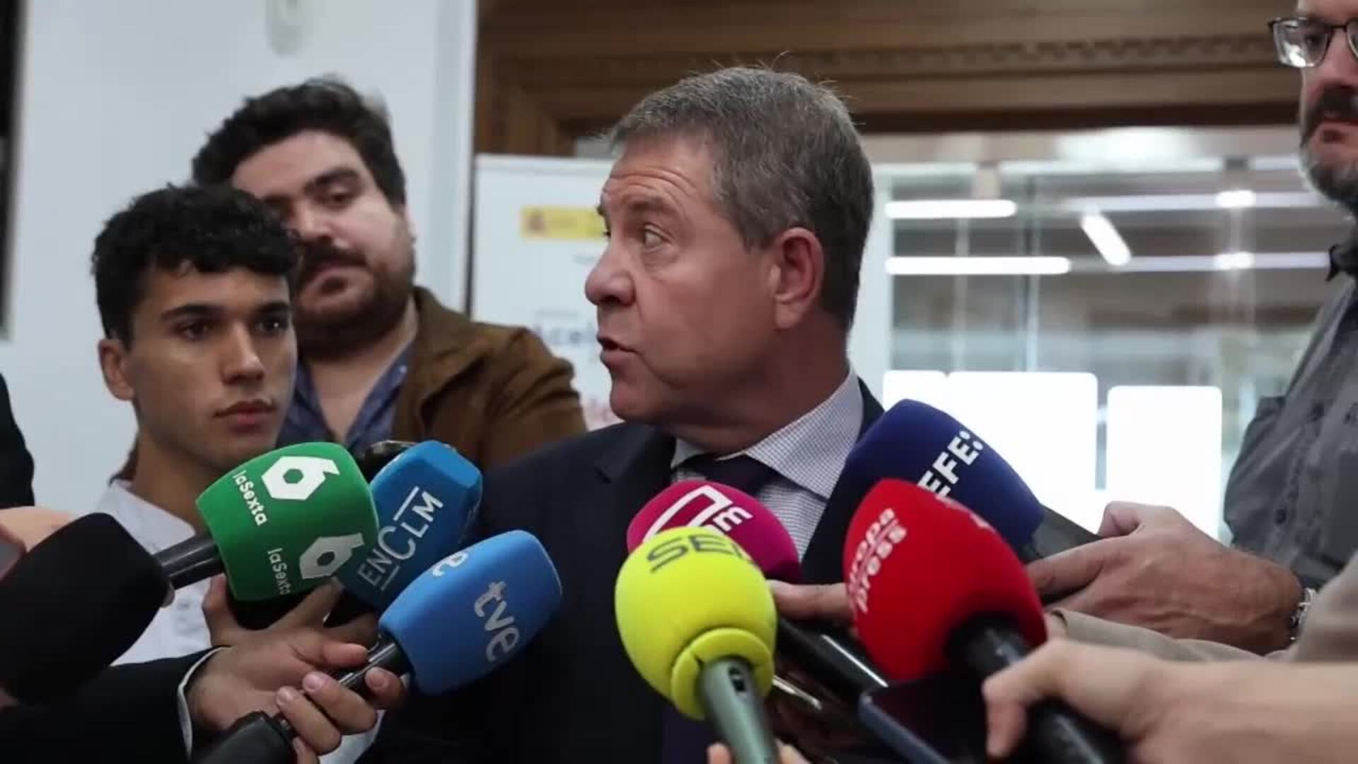 Page sobre las pulseras: &quot;Lo importante son las víctimas, no si cae o no un ministro&quot;