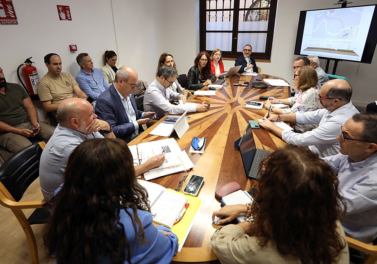 Reunión de la Comisión de Empleo, Desarrollo Económico y Planeamiento celebrada en el Ayuntamiento de Toledo