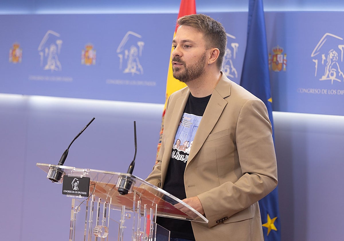 El diputado de Compromís dentro del Grupo Plurinacional Sumar, Alberto Ibáñez