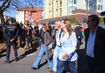 Tensión sin incidentes entre antifascistas y afines a Vox ante el centro de inmigrantes de Lugo atacado