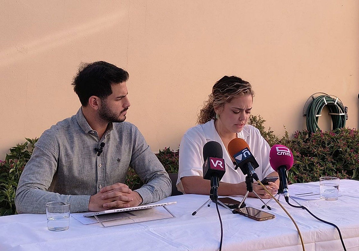 El concejal Alberto Parrilla y su pareja, Loida Donado