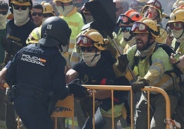 CCOO y UGT exigen que la dignificación laboral de los bomberos se sitúe en el centro de la agenda política