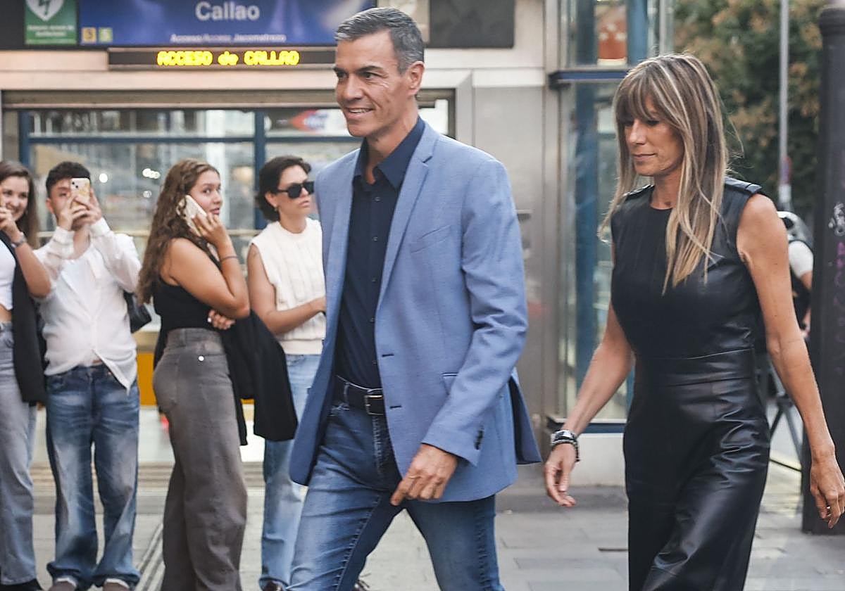 Pedro Sánchez y Begoña Gómez, en el preestreno de la película 'El cautivo' hace unas semanas