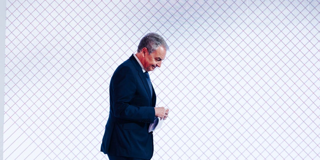 Zapatero mantiene su complicidad con China y alaba en Madrid a Pekín como «superpotencia»