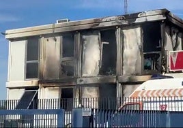 Un incendio en la sede de Protección Civil de Rivas-Vaciamadrid obliga a desalojar un centro de educación especial