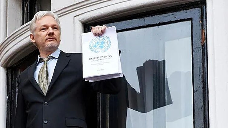 A juicio el dueño de una empresa de seguridad de Cádiz por espiar a Julian Assange de Wikileaks