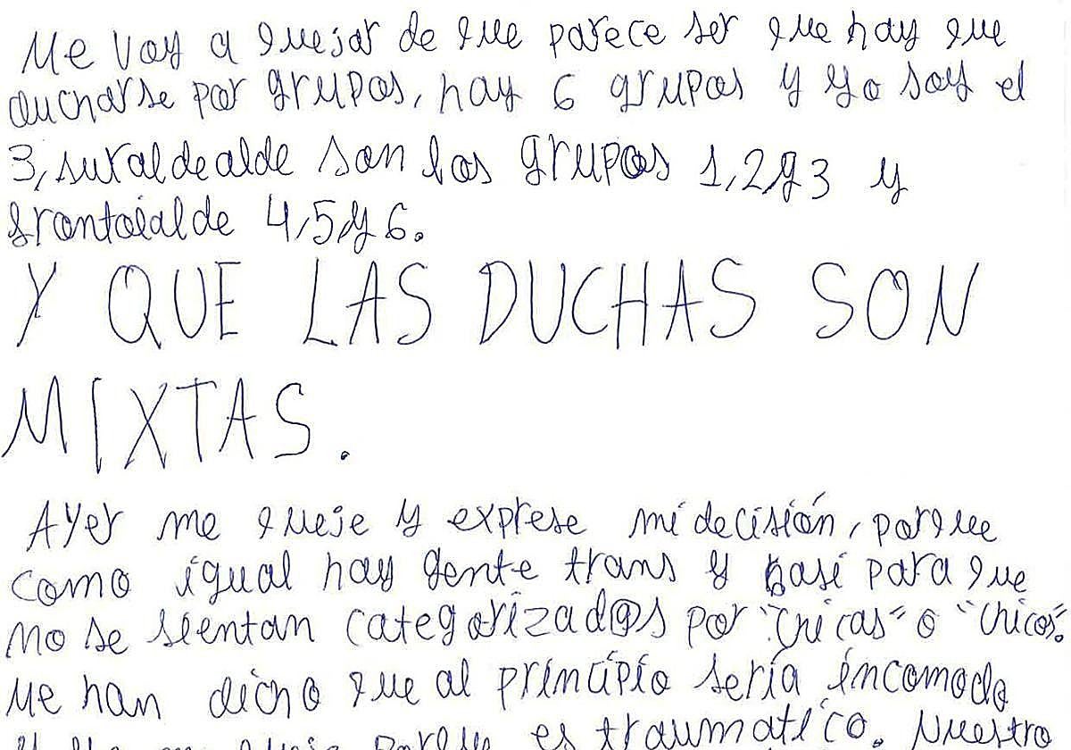 Una de las cartas de una niña a su madre en la que denuncia lo sucedido