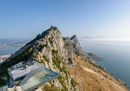 Europa plantea más vigilancia en el Estrecho por los vertidos en Gibraltar