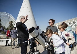 La Ciudad de las Artes y las Ciencias celebra el Día Internacional de la Cultura Científica con una observación solar