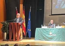 Santonja subraya el importante peso de un «respetuoso» turismo internacional en Castilla y León, que ya alcanza el 30% del total