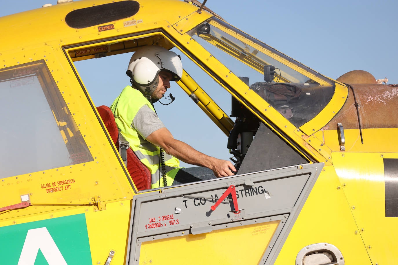 En imágenes, los efectivos del Infoca que sofocaron el incendio más devastador del verano en Córdoba