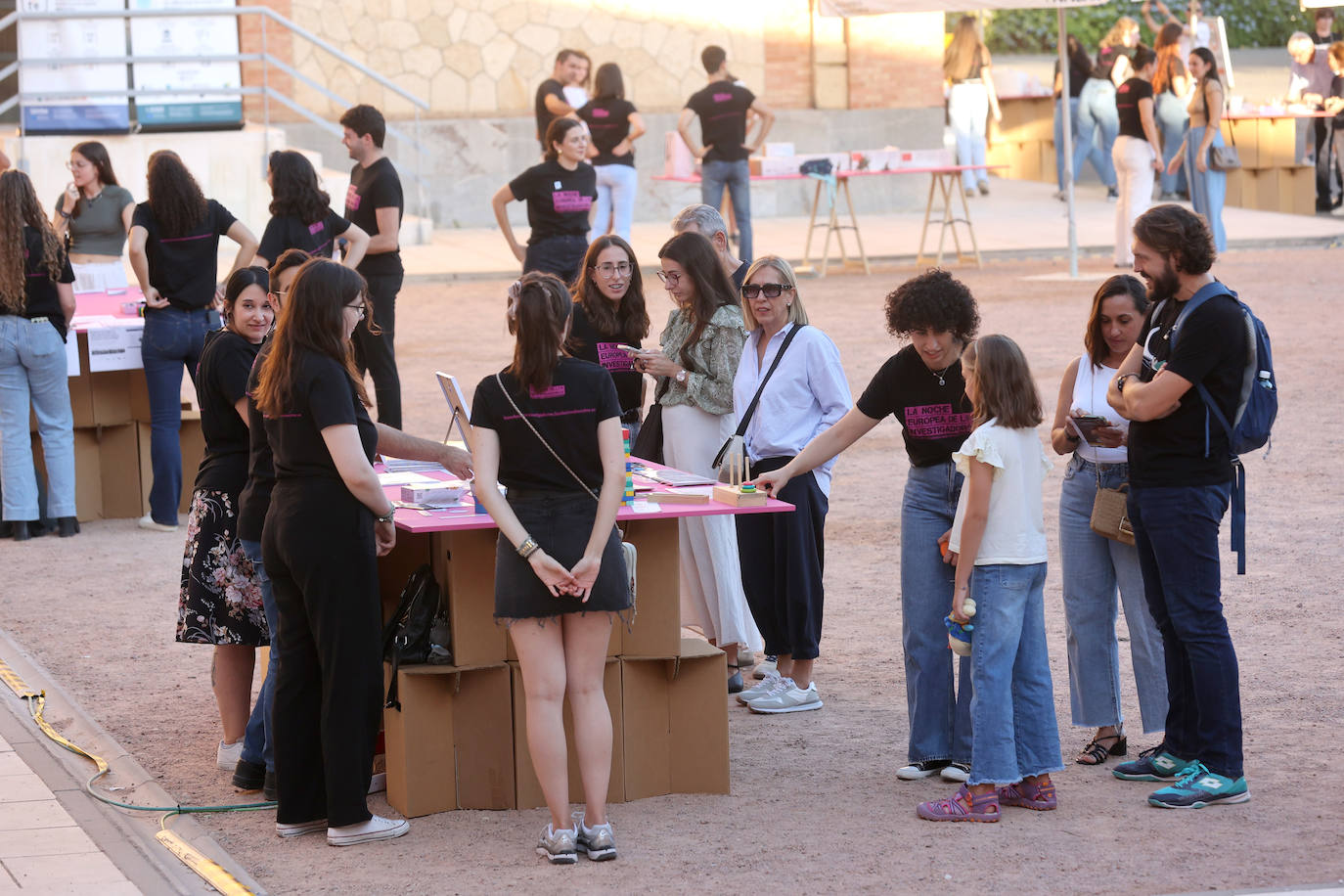 La &#039;Feria de los Ingenios&#039; de la Noche Europea de los Investigadores, en imágenes