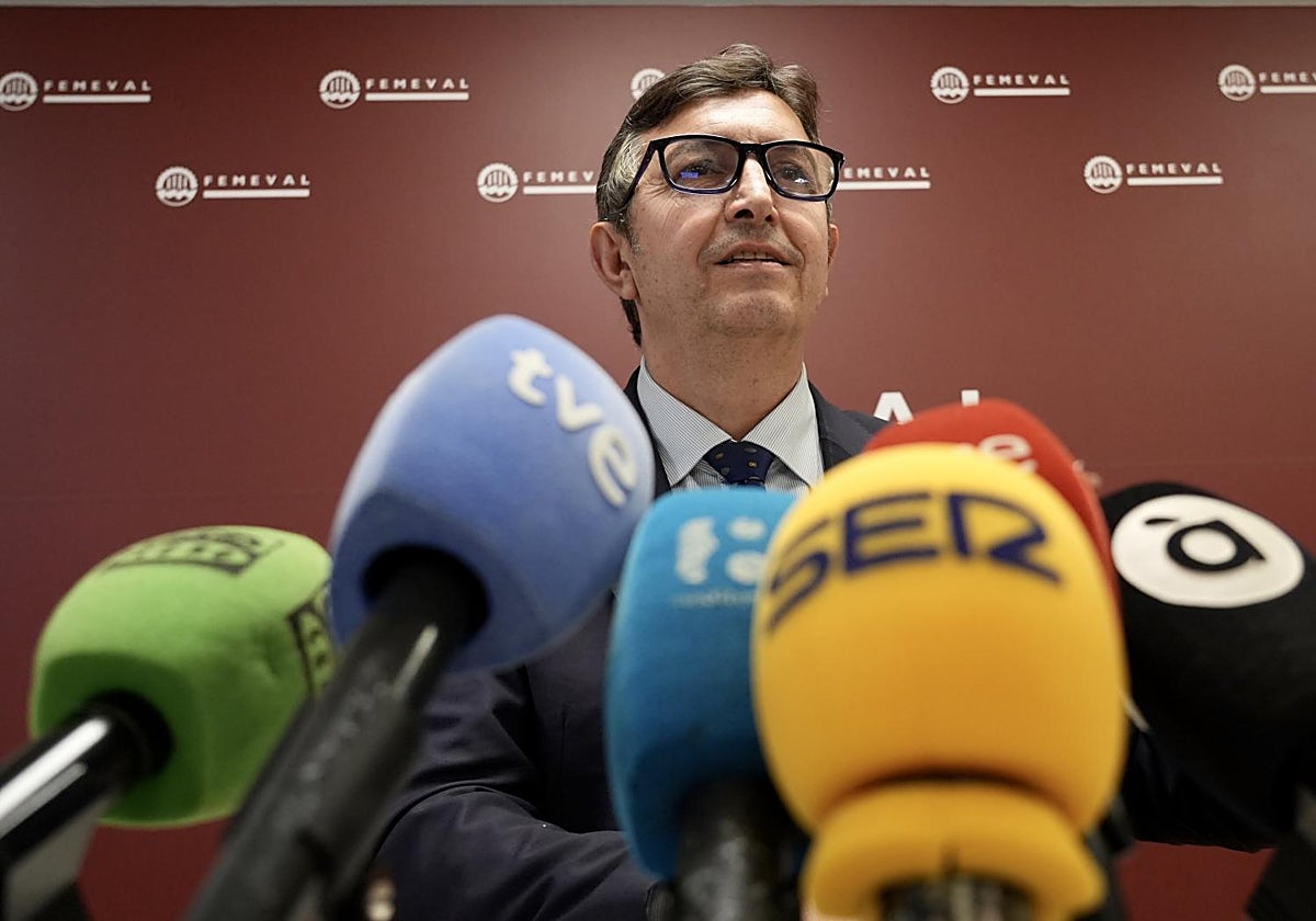 Imagen del presidente de FEMEVAL, Vicente Lafuente, en la rueda de prensa de este viernes