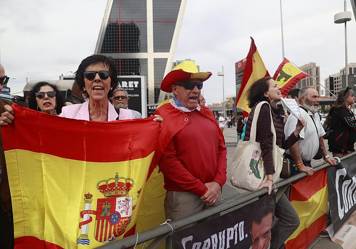 Begoña Gómez comparece ante el juez Peinado en los Juzgados de Plaza de Castilla, en directo: última hora y anoticias de la manifestación de Hazte Oír hoy