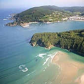 El bonito pueblo de La Coruña con una ría y alma marinera: donde está, qué ver y cómo llegar