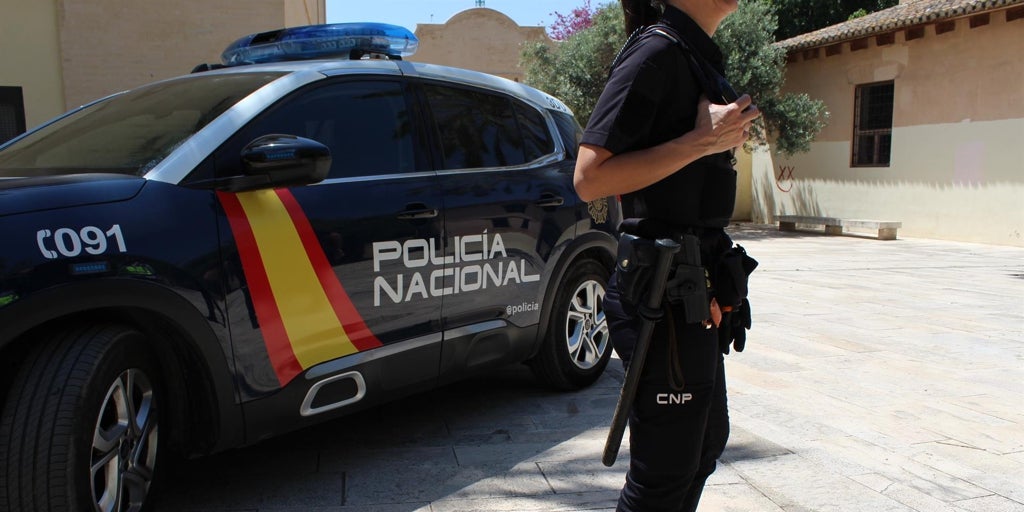 Un mujer herida en Jaén tras ser golpeada por su pareja en la cabeza con una botella