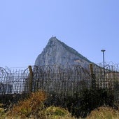 Valla en la frontera de Gibraltar