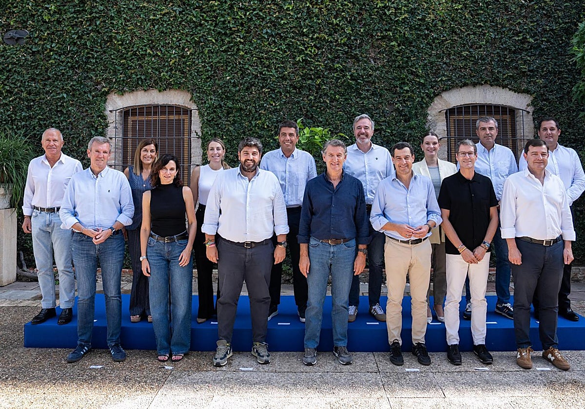 Alberto Núñez Feijóo, con los presidentes populares de comunidades autónomas