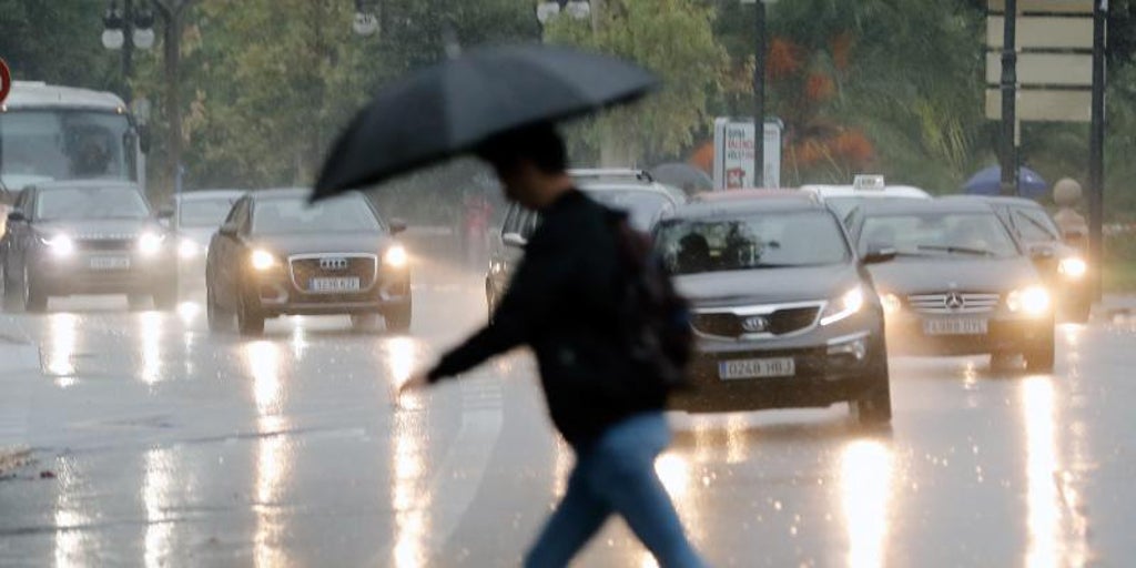 Valencia suspende clases este lunes por la alerta naranja por lluvias en zonas afectadas por la dana