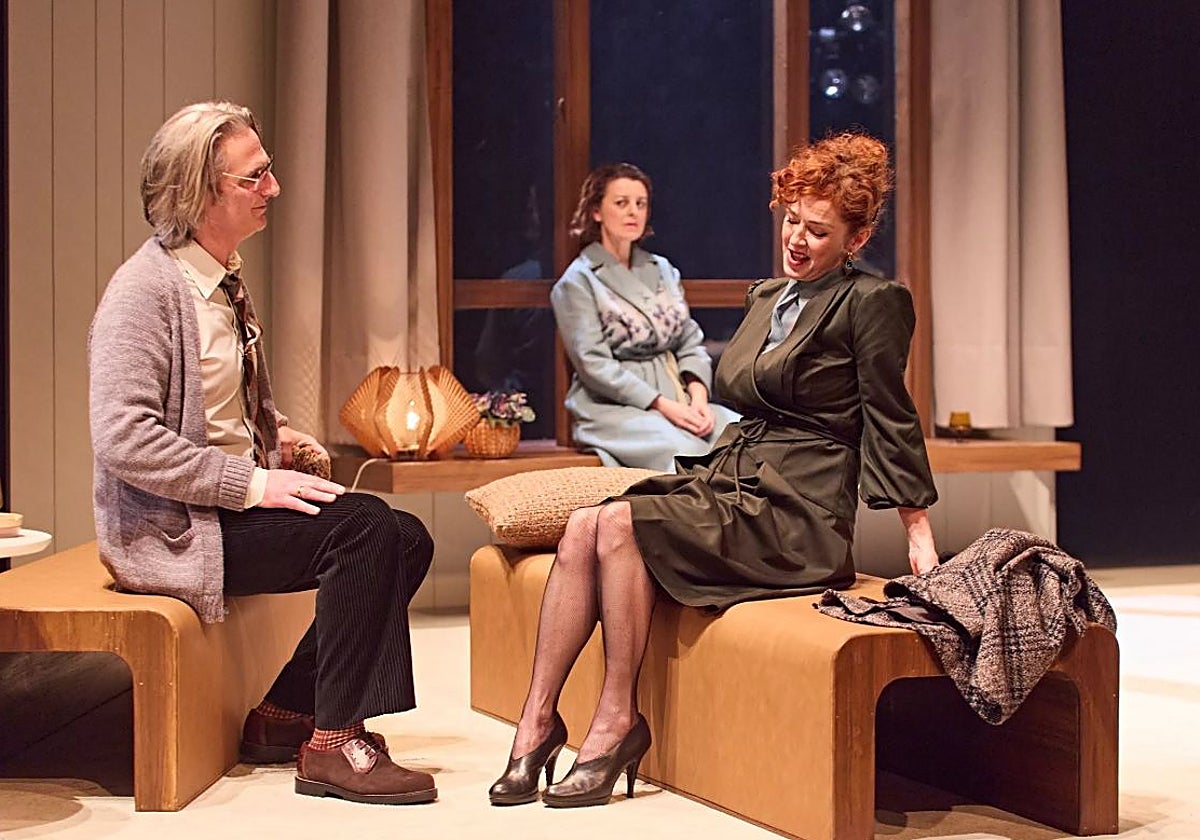 Ernesto Alterio y Marta Berenguer, en la obra 'Viejos tiempos'