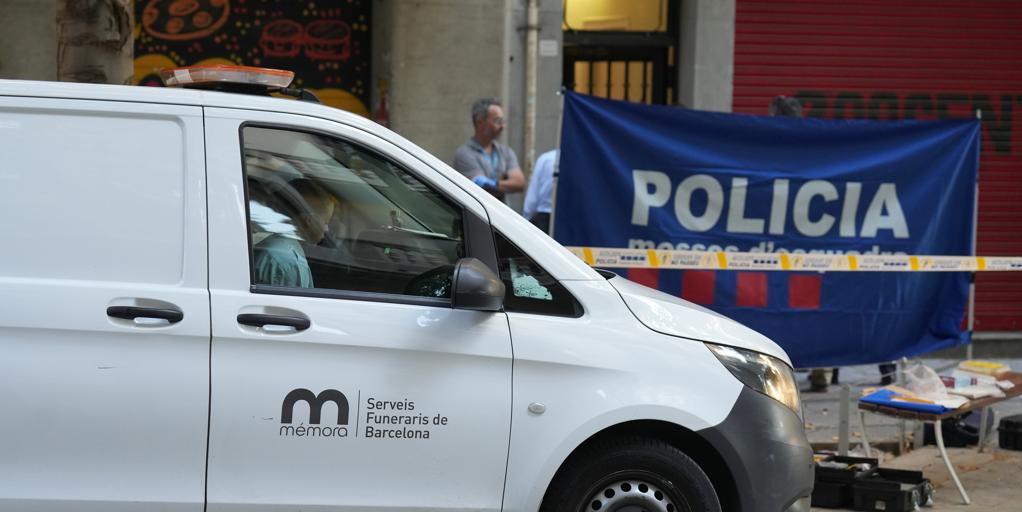 Los Mossos investigan la muerte de un hombre apuñalado en Barcelona