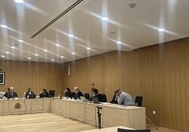 El Jurado Popular declara al acusado culpable del crimen de la calle Platero Pedro de Bares