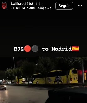 Imagen secundaria 2 - Uno de los murales de los ultras normacedonios, cargado de simbología nazi; debajo, los propios radicales, con camisetas de ACAB, en un viaje reciente a Bucarest; y la salida de los dos autocares de Tetovo con destino a Madrid.