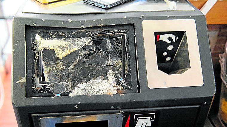 Reportaje sobre locales en los que han sufrido robos en mas de cinco ocasiones en este año