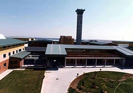 Una presa agrede brutalmente a un funcionario de la cárcel de Topas (Salamanca)