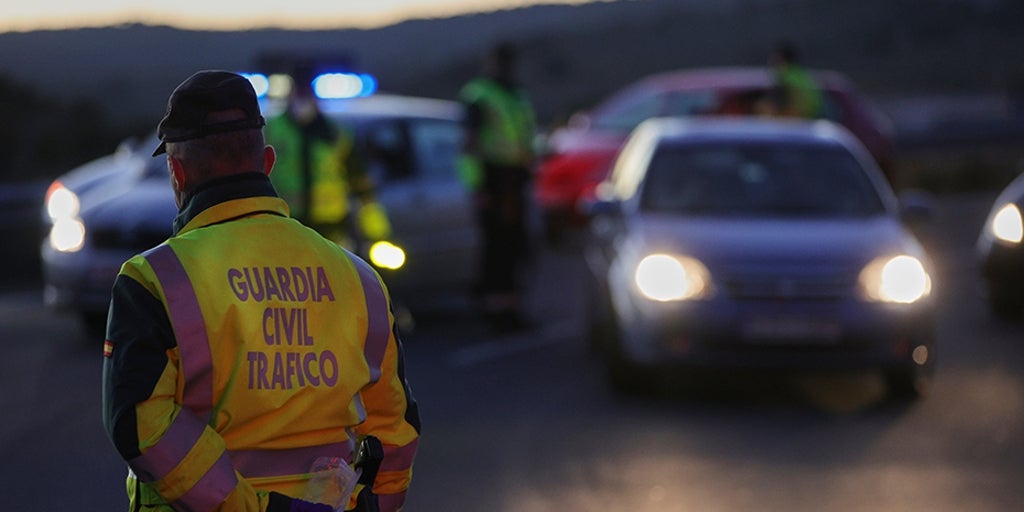 Muere una mujer de 28 años al salirse su coche de la carretera en el pueblo granadino de Dúrcal