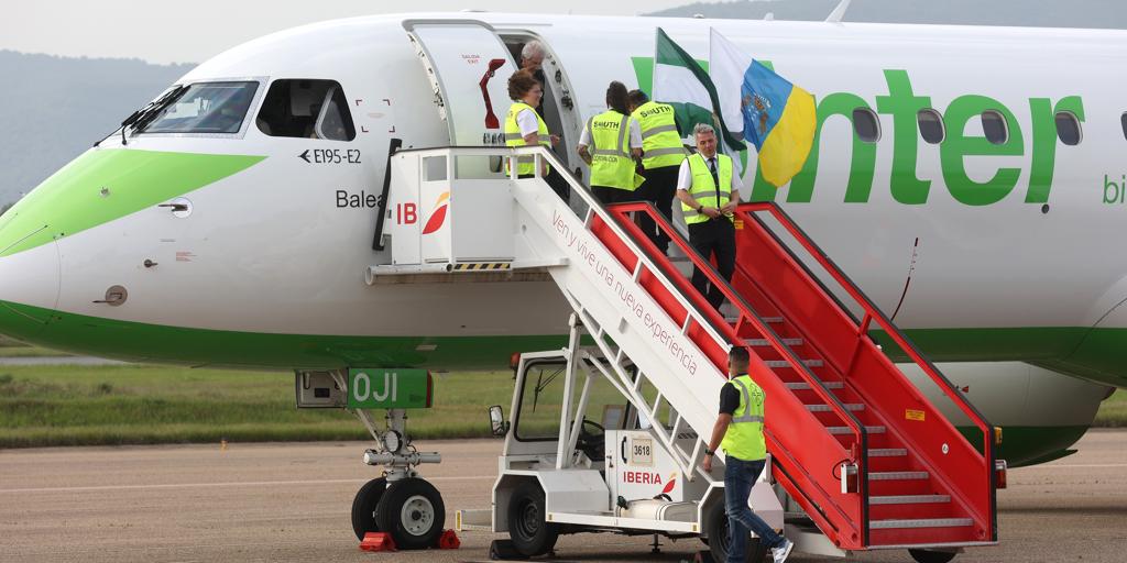 El Gobierno elude dar fechas sobre el control de pasaportes en el aeropuerto de Córdoba, otro factor para su despegue