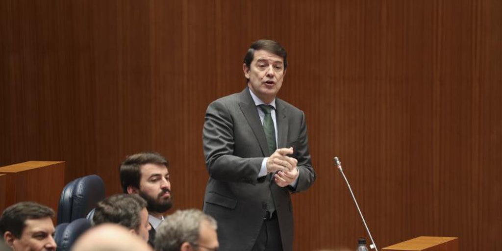 Mañueco, ante el reto de esquivar a Vox
