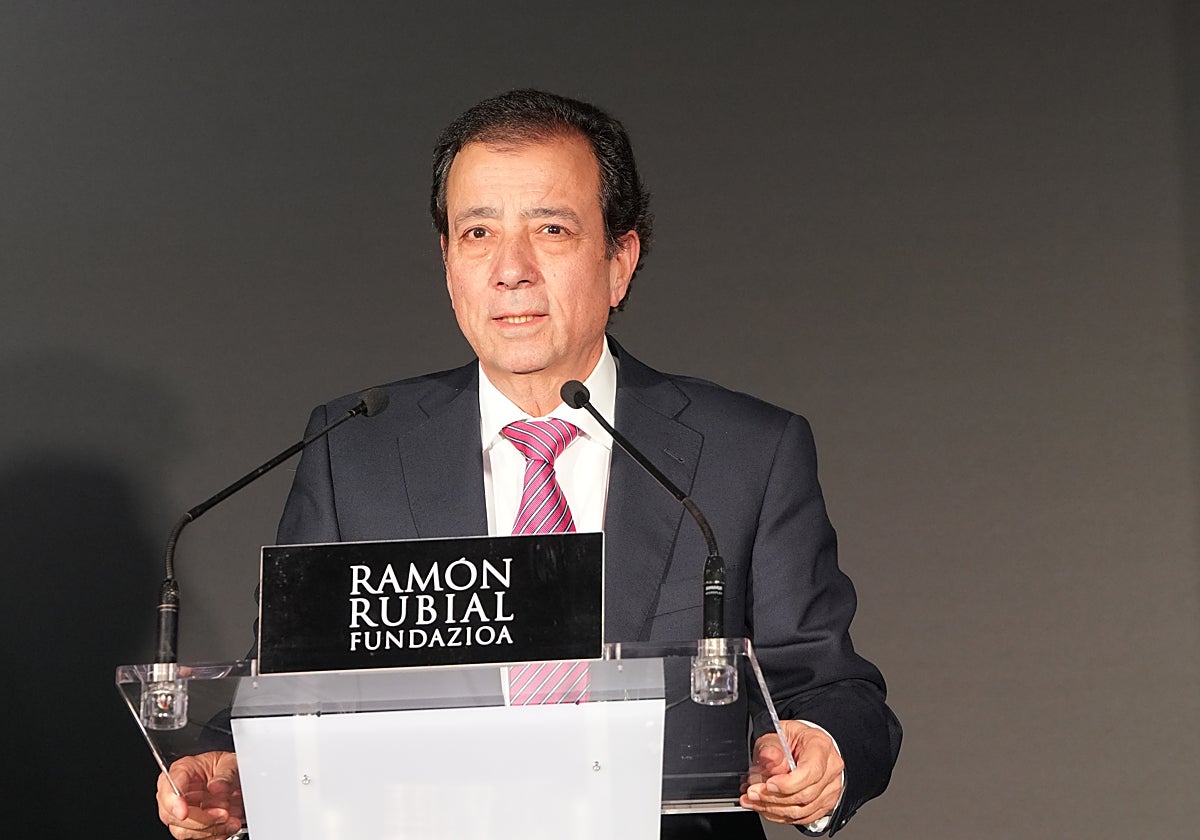 Guillermo Fernández Vara en una imagen del año pasado