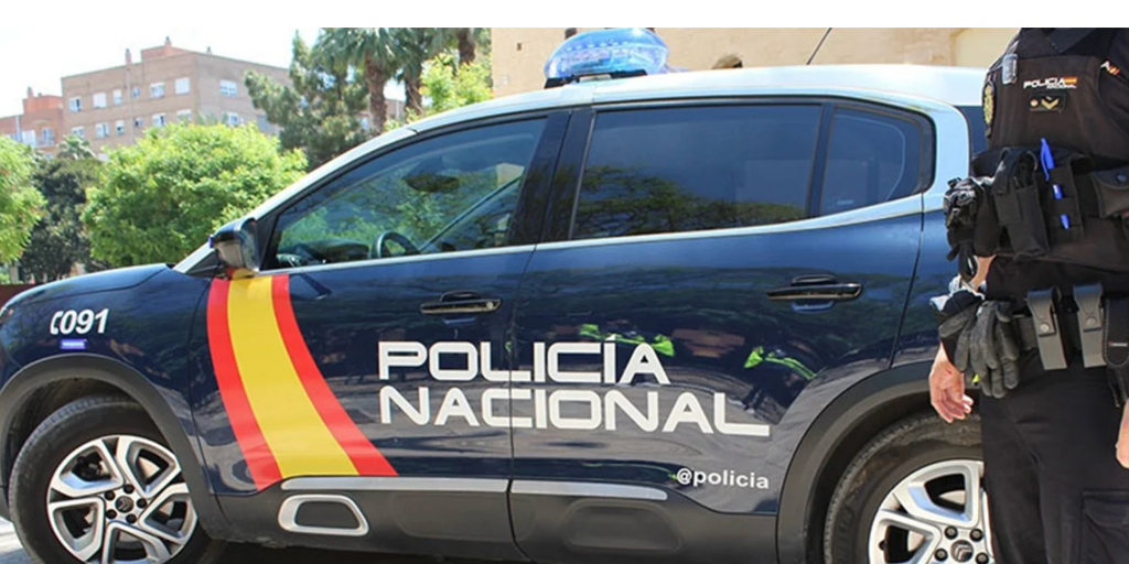 Detenida en Málaga una mujer por apuñalar a su pareja mientras dormía