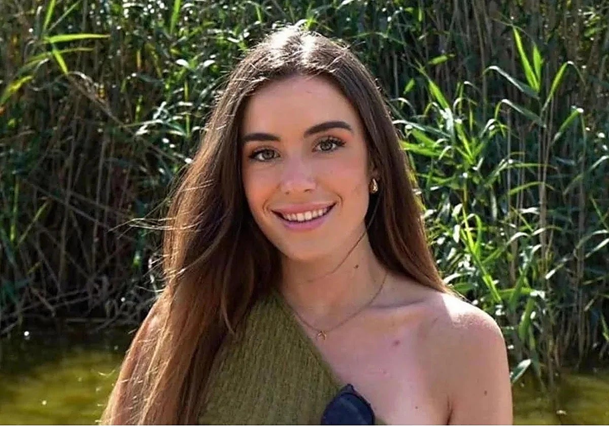 La familia de Ángela Agudo, la española que quedó en coma en Tailandia,  actualiza su estado de salud: «Nos sonríe»