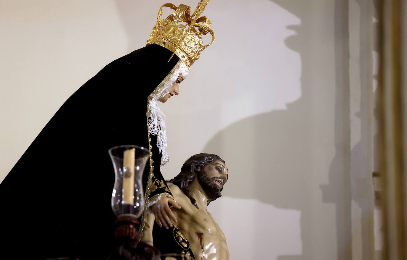 Las cofradías de la provincia esperan el Vía Crucis Magno en Córdoba, en imágenes