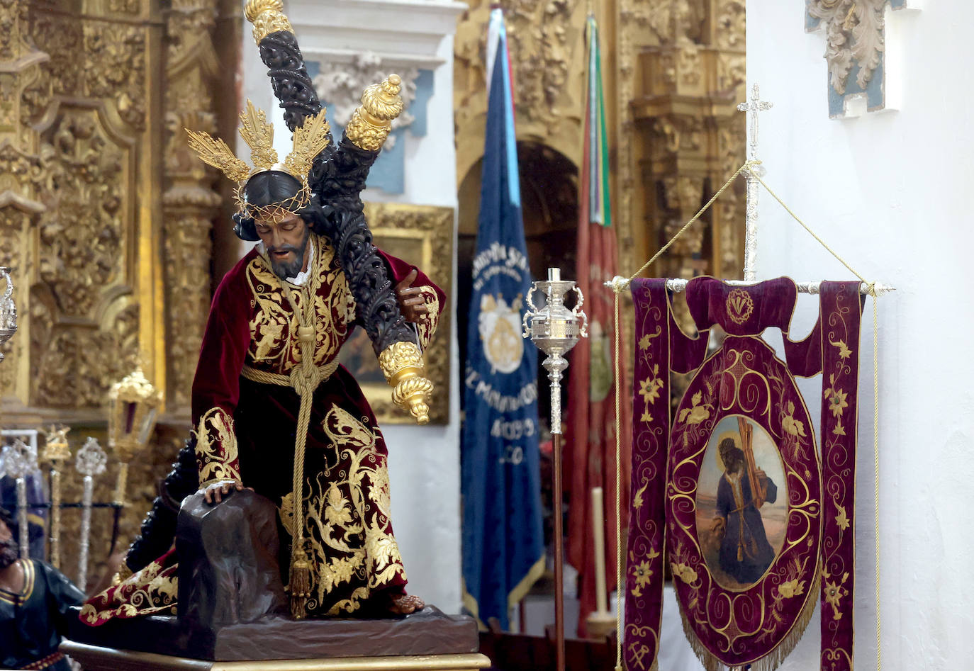 Las cofradías de la provincia esperan el Vía Crucis Magno en Córdoba, en imágenes