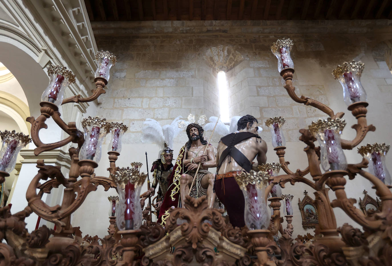 Las cofradías de la provincia esperan el Vía Crucis Magno en Córdoba, en imágenes