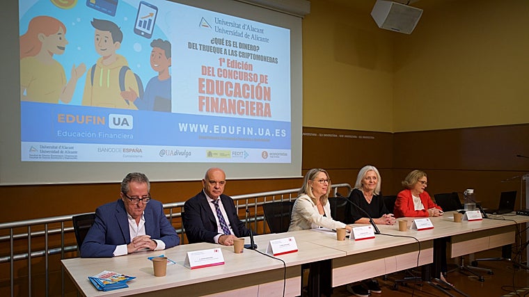 Presentación del concurso financiero en la Universidad de Alicante