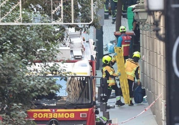 Derrumbe en Madrid de un edificio hoy: causas, muertos y última hora desde la calle Hileras en el barrio de Ópera, en directo