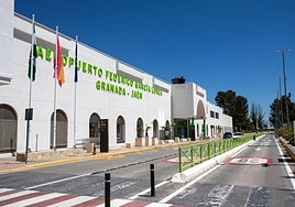 El presidente de la Diputación de Jaén entra en la polémica por el nombre del aeropuerto Granada-Jaén