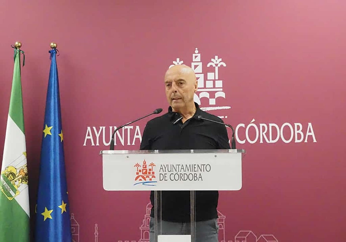 El portavoz del PSOE en el Ayuntamiento de Córdoba, Antonio Hurtado