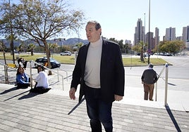 Piden cárcel en el juicio por los 43 enchufes del PSOE de Benidorm con ocho concejales, técnicos y sindicalistas acusados