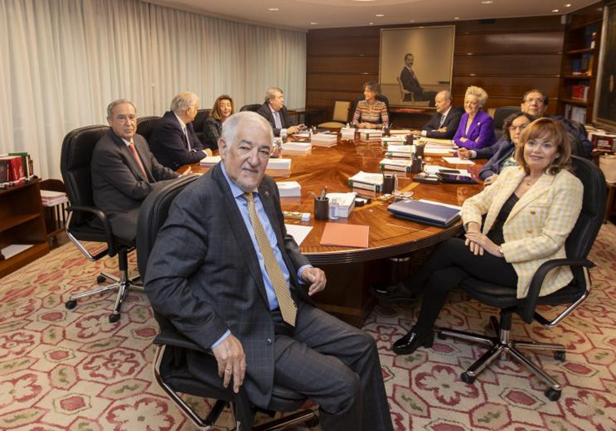 Portazo del TC al recurso del Supremo contra la amnistía: se reafirma en su constitucionalidad